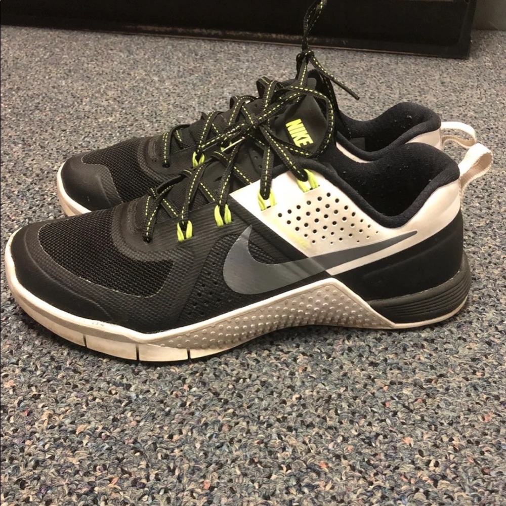 Nike metcons